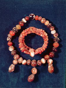 Jewellery from Khorsabad, Iraq by Mesopotamian